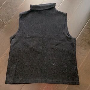 *ELLEN TRACY COMPANY* Black WOOL Turtleneck Sleeveless Shell/Tank “L”